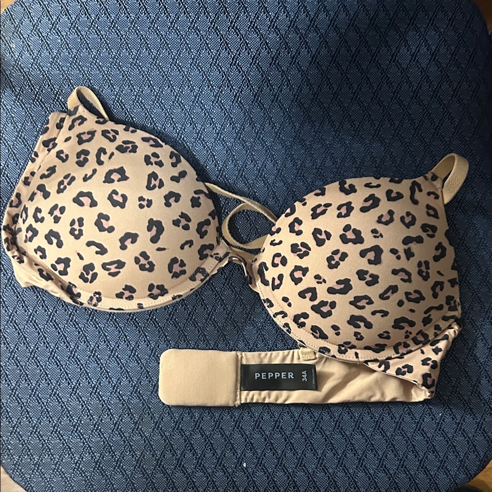 Pepper 34a NWOT Leopard Push Up Bra